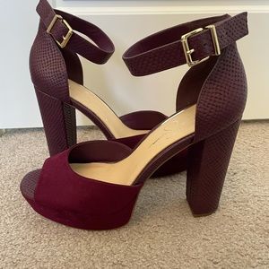 Jessica Simpson Pumps